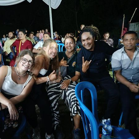 Kristian Homestay Bajawa Exteriör bild