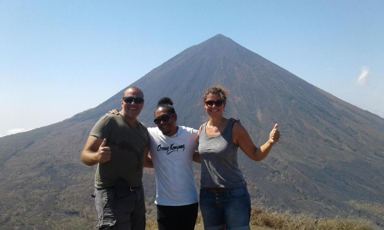 Kristian Homestay Bajawa Exteriör bild