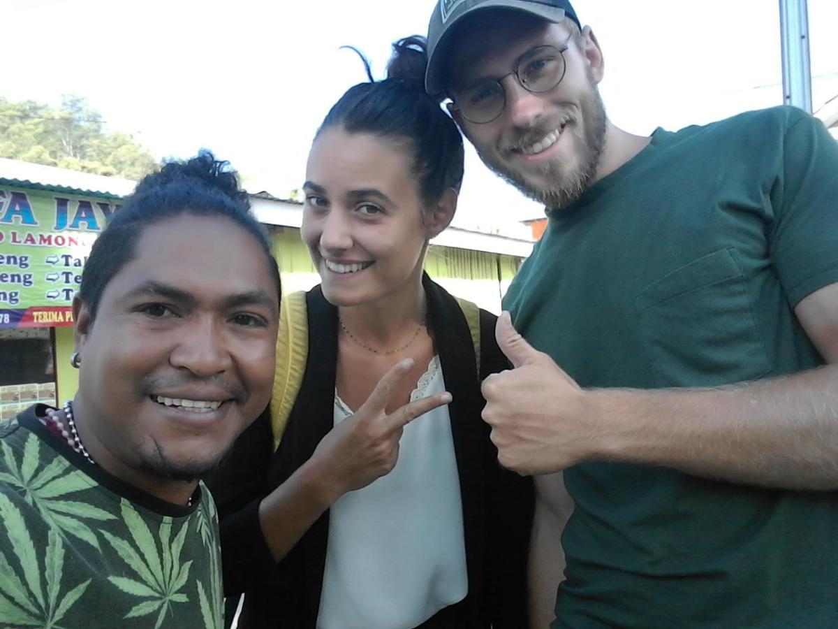 Kristian Homestay Bajawa Exteriör bild