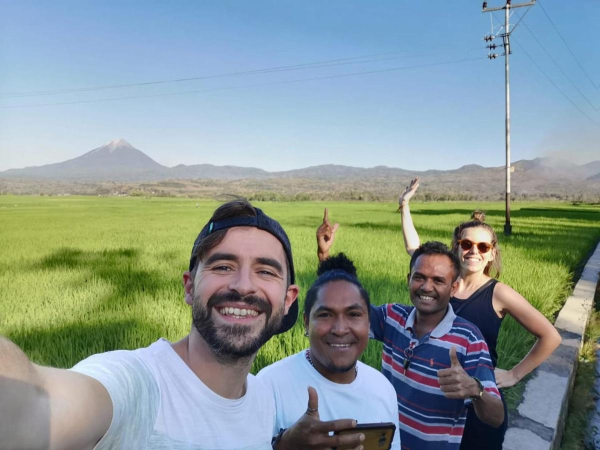 Kristian Homestay Bajawa Exteriör bild