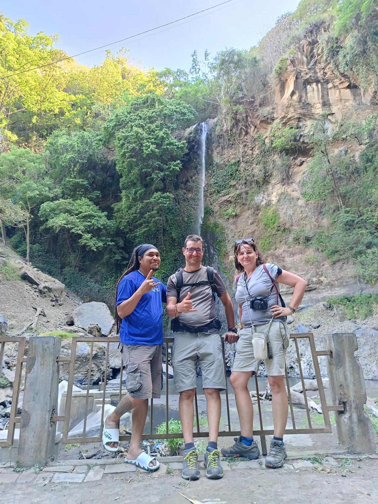 Kristian Homestay Bajawa Exteriör bild