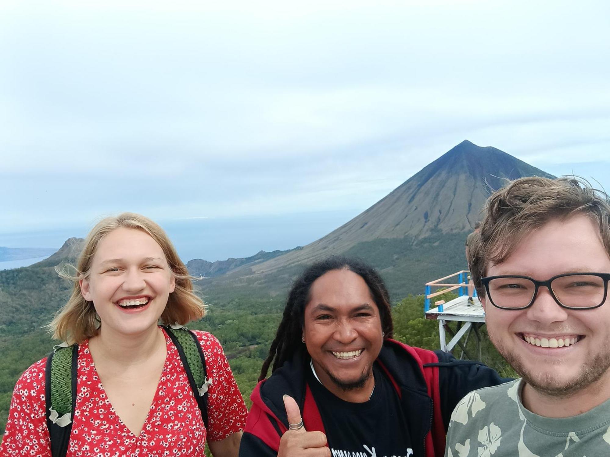 Kristian Homestay Bajawa Exteriör bild